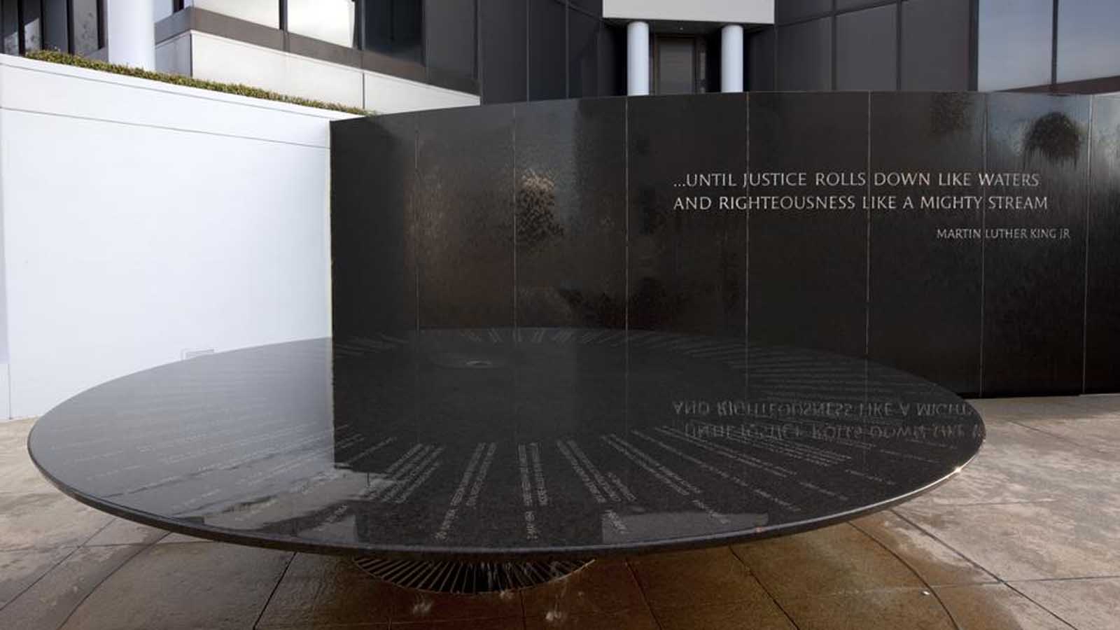 Memorial de los Derechos Civiles en Alabama Memorial de los Derechos Civiles en Alabama