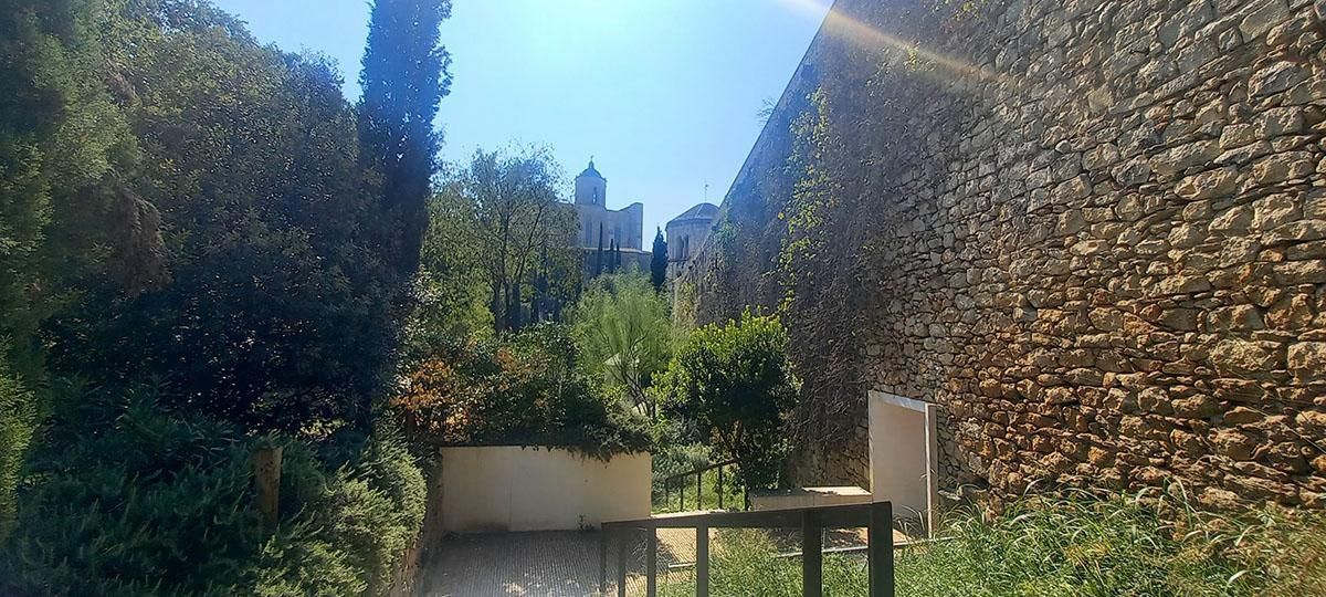 Jardines de John Lennon