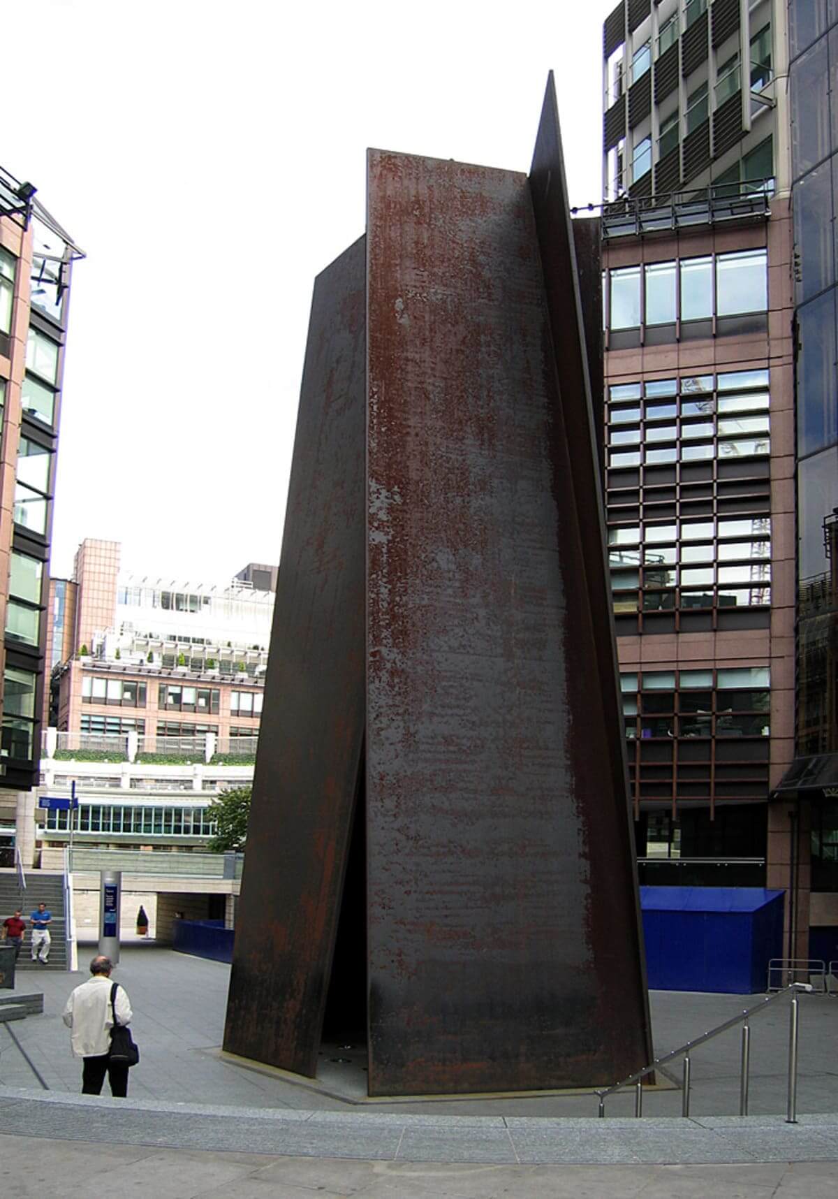 land art de Richard Serra